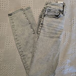 Good American good waist jeans in grey size 2/26